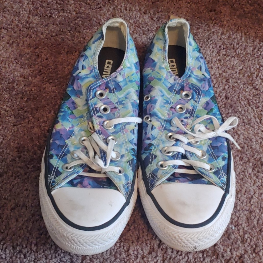 Colorful converse